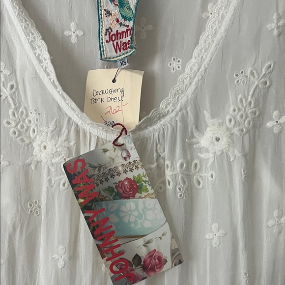 Johnny Was Dresses & Skirts - Johnny Was White Eyelet Drawstring Tank Dress with Floral Tag